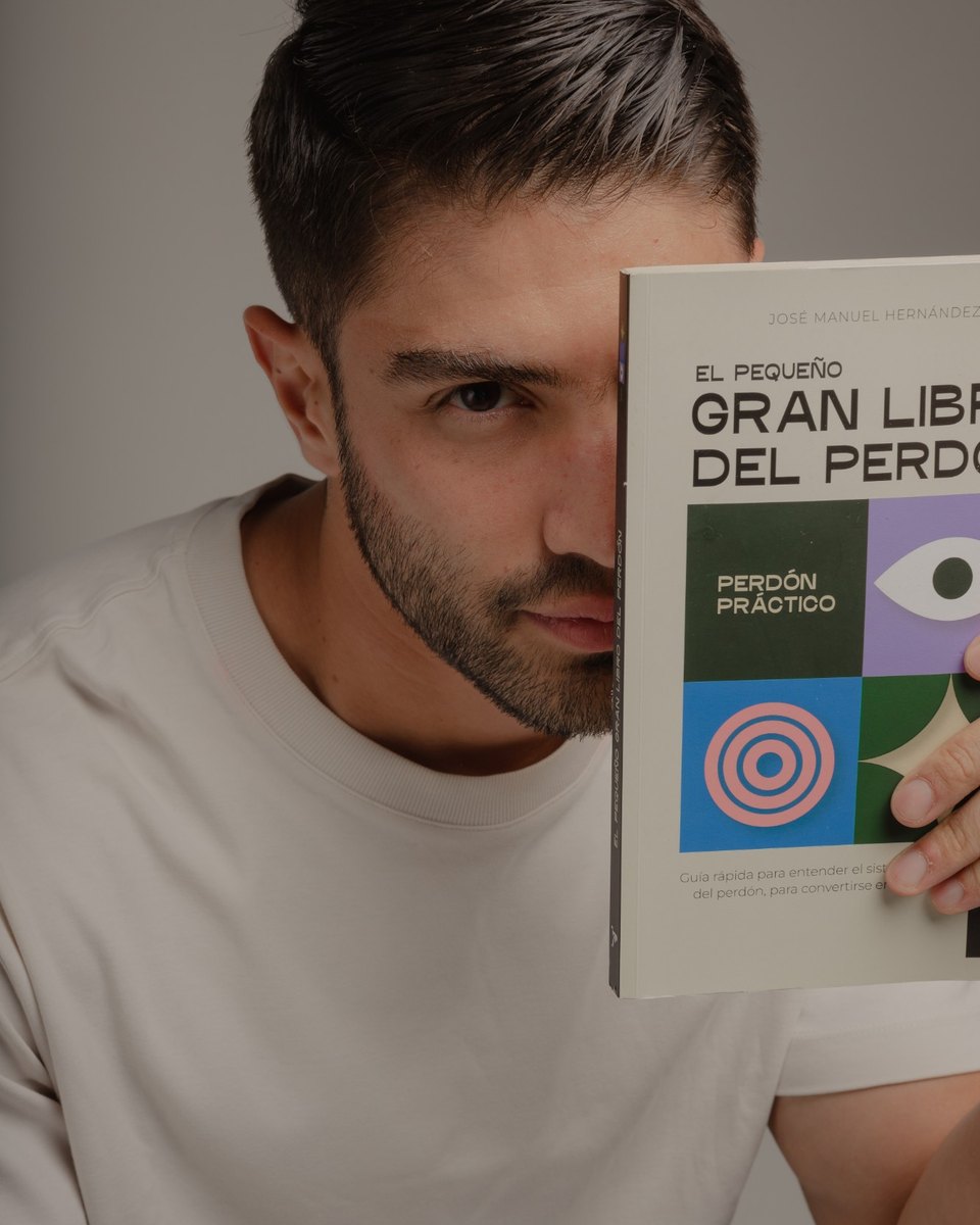José Manuel Hernández con El pequeño gran libro del perdón